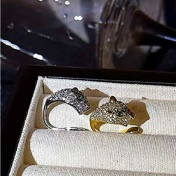 Gold Plated Zircon Leopard Cuff Earring, Cartilage, Minimalist - Picture 3 of 4